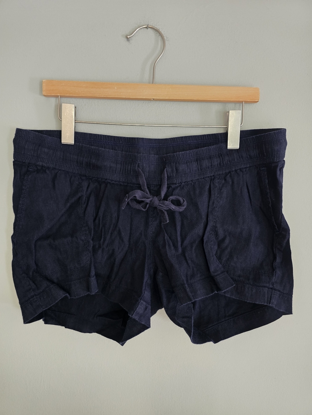 led Maternity Linen Blend Drawstring Lounge Shorts, Navy, Large